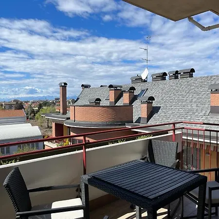 Penthouse - Skyline View Apartment Busto Arsizio