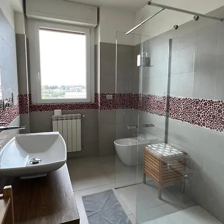 Penthouse - Skyline View Apartment Busto Arsizio